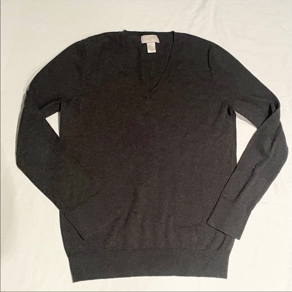 Loft dark grey Vneck sweater - Picture 2 of 3